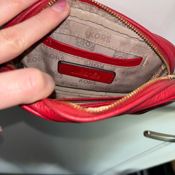 Small red Micheal Kors shoulder bag - Picture 5 of 6